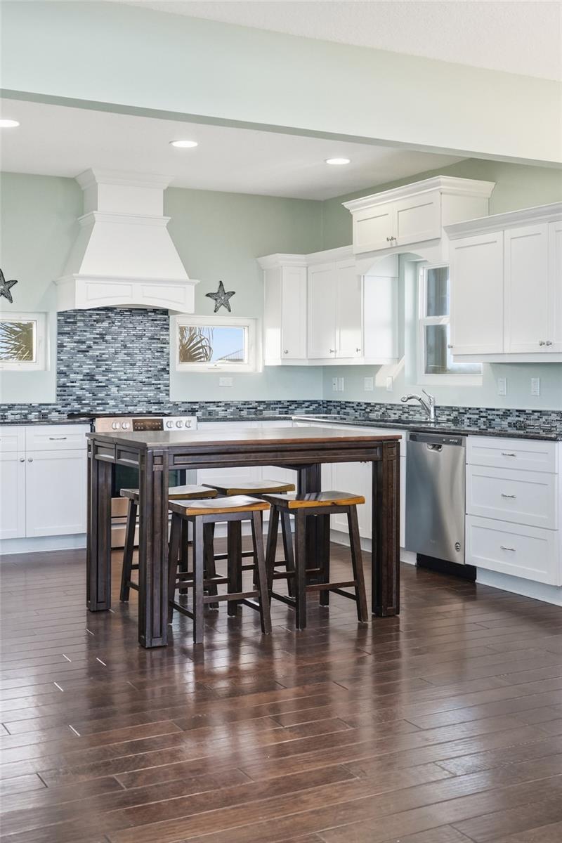 BARRETTS BAY SUB - Residential