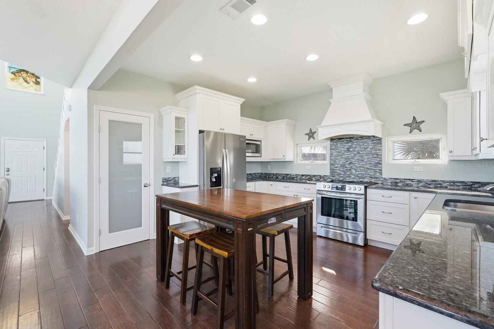 BARRETTS BAY SUB - Residential