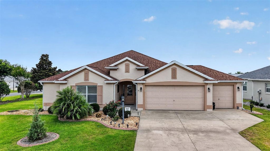 Photo of 1614 Pennecamp Drive, The Villages, FL 32162 (MLS # FC319177)