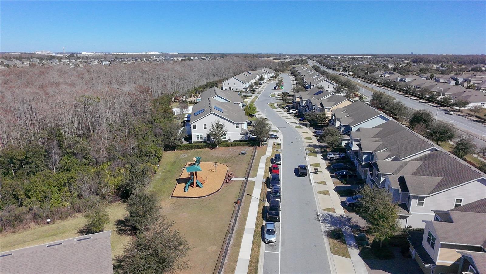 SAWGRASS LNDGS - Residential