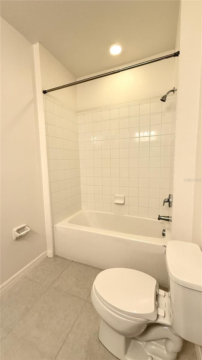 SAWGRASS LNDGS - Residential