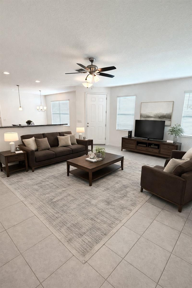 SAWGRASS LNDGS - Residential