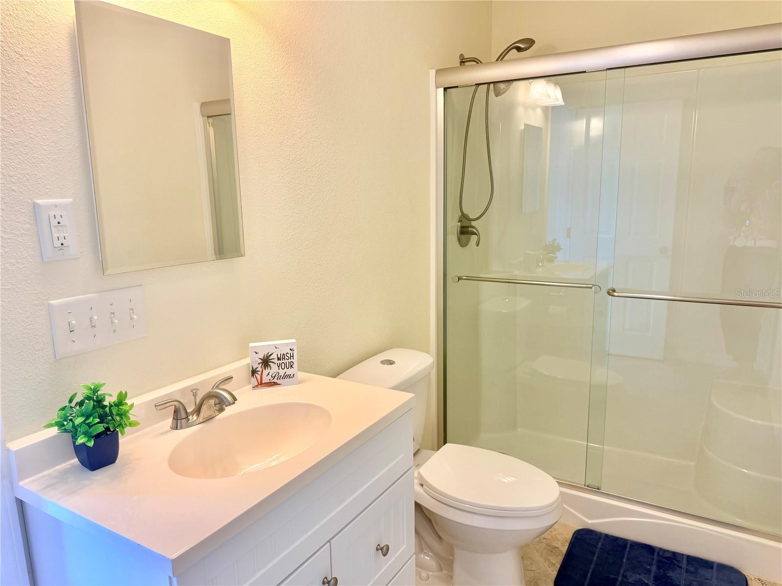 FLORIDA GRANDE MOTOR COACH RESORT - Land