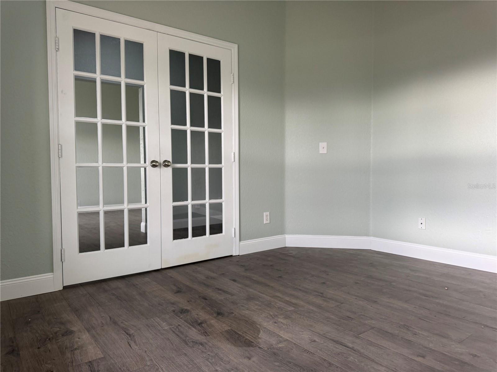 SILVER SPGS SHORES UN 17 - Residential