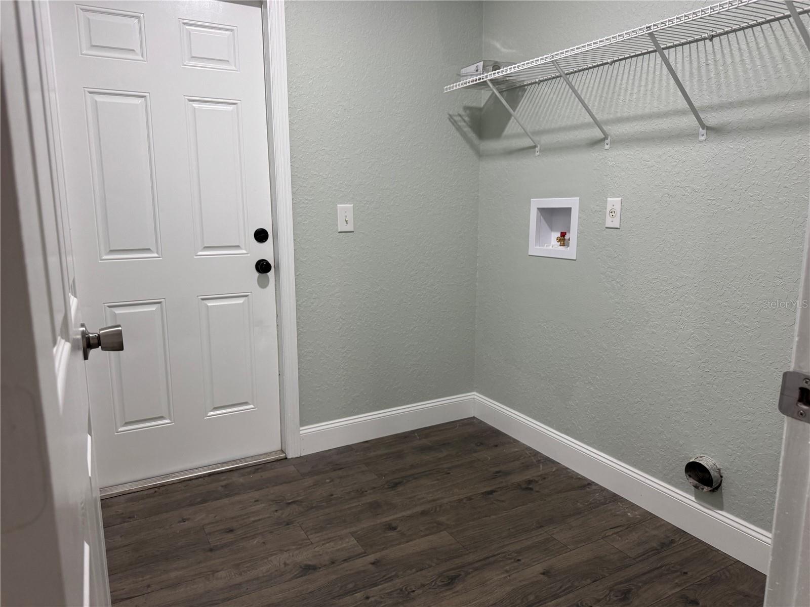 SILVER SPGS SHORES UN 17 - Residential