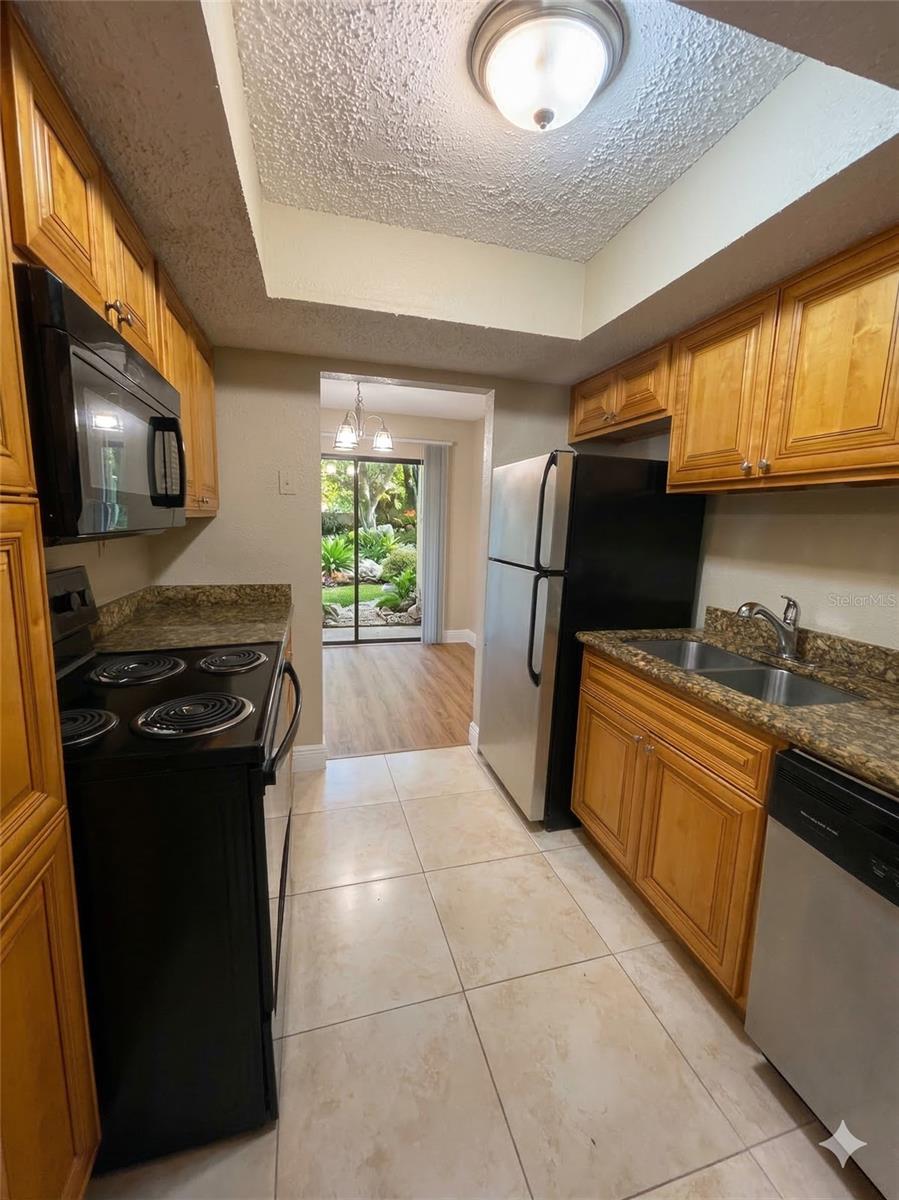 MILLENNIUM PALMS - Residential