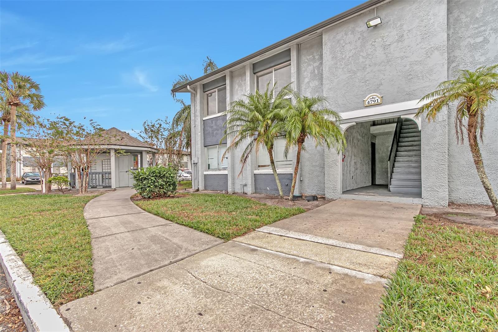 MILLENNIUM PALMS - Residential