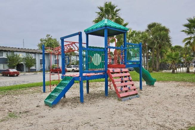 MILLENNIUM PALMS - Residential