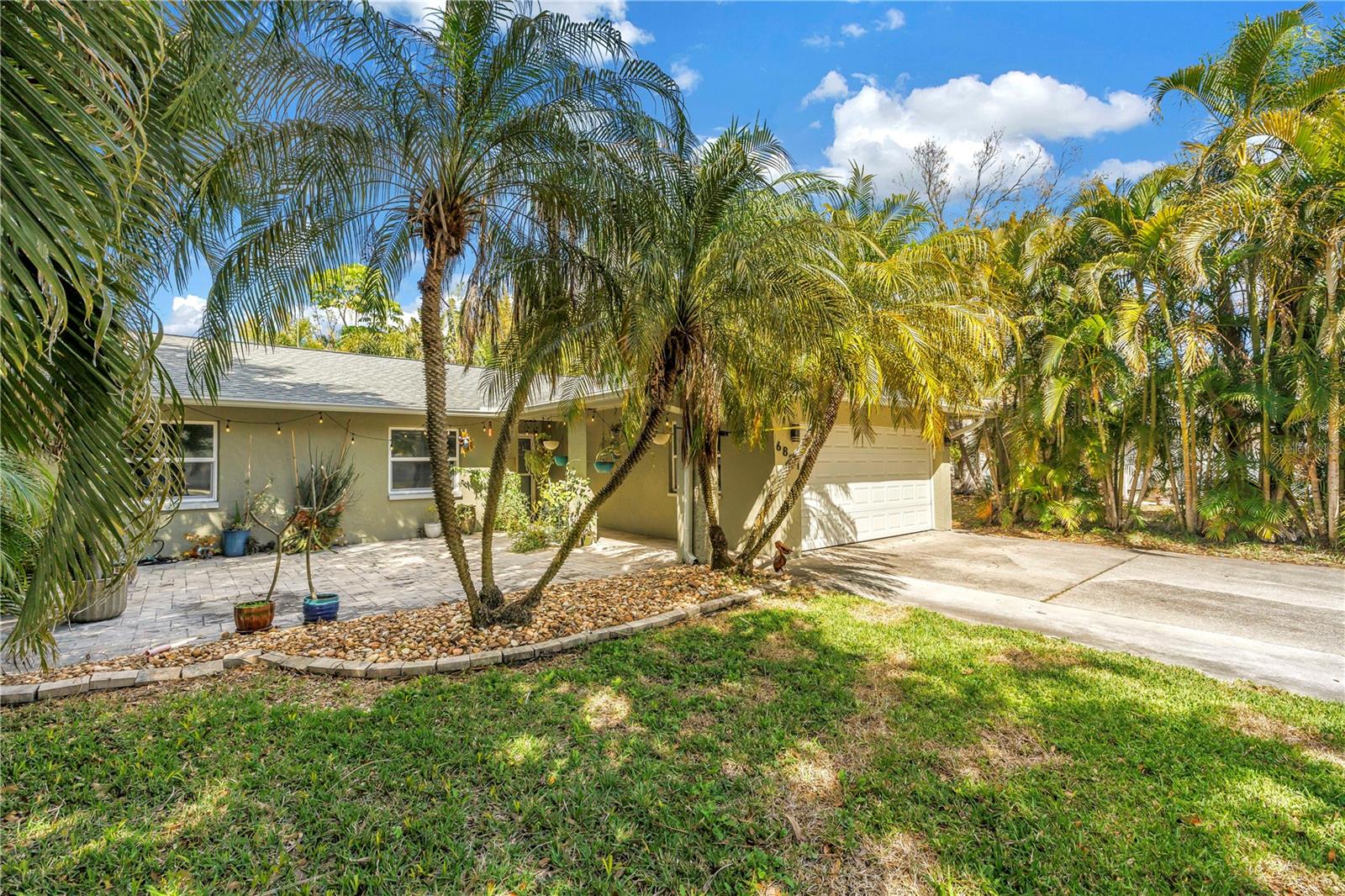 BONNIE GLYNN PH ONE-A - Residential