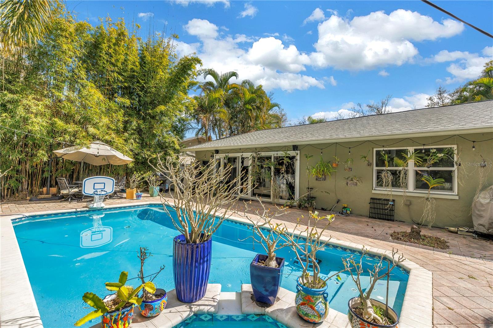 BONNIE GLYNN PH ONE-A - Residential