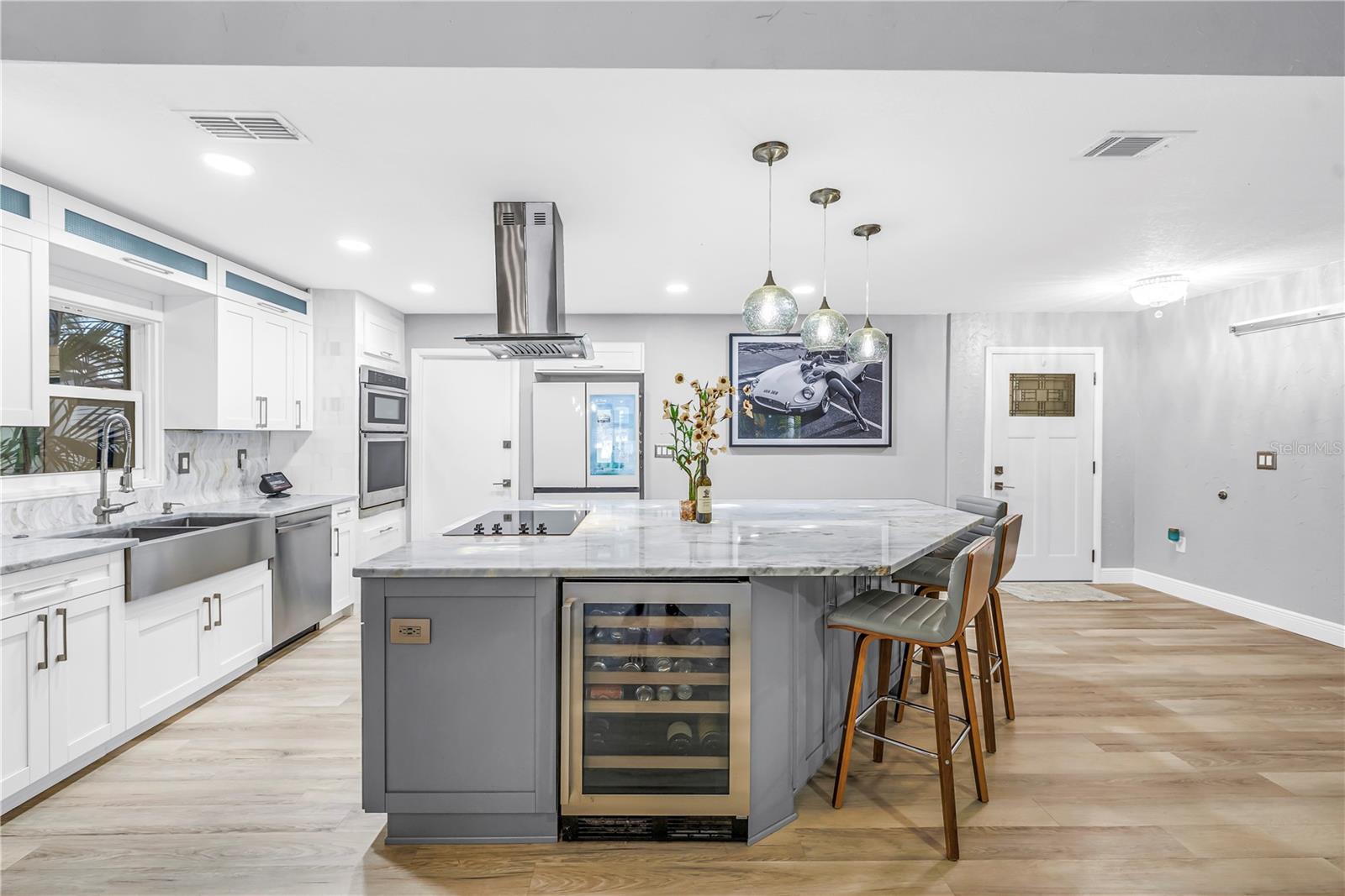 BONNIE GLYNN PH ONE-A - Residential