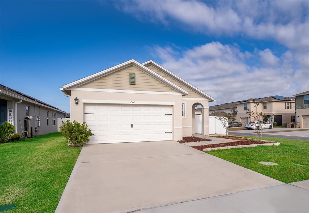 Photo of 1500 Quinta Road, Kissimmee, FL 34744 (MLS # O6391442)