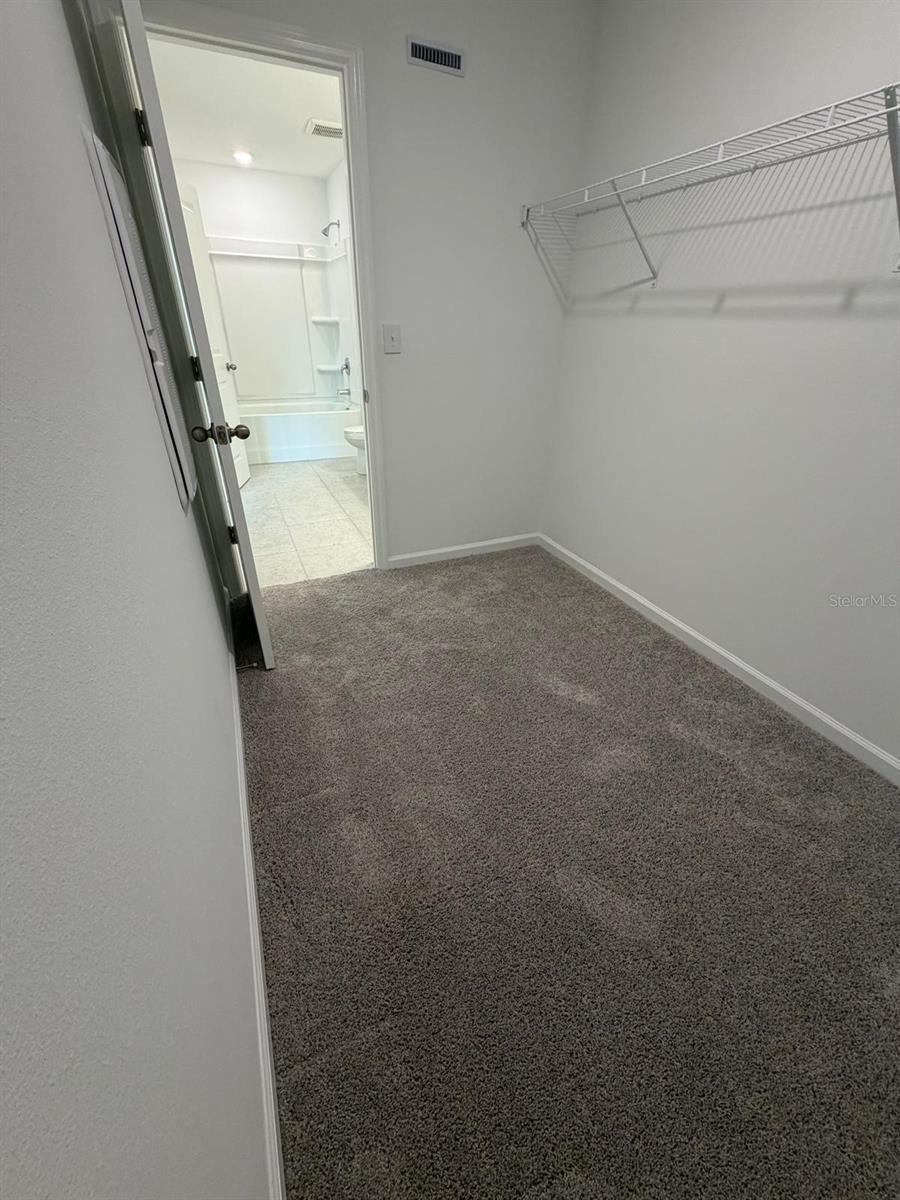 TEMPLES XING - Residential Lease