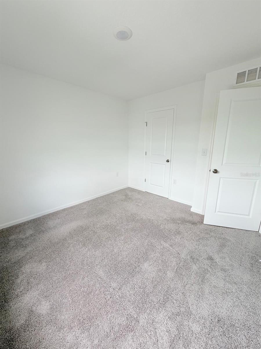 TEMPLES XING - Residential Lease