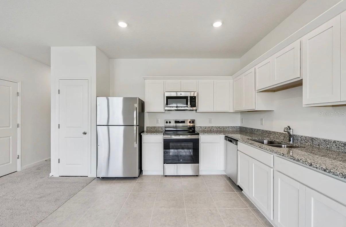 TEMPLES XING - Residential Lease
