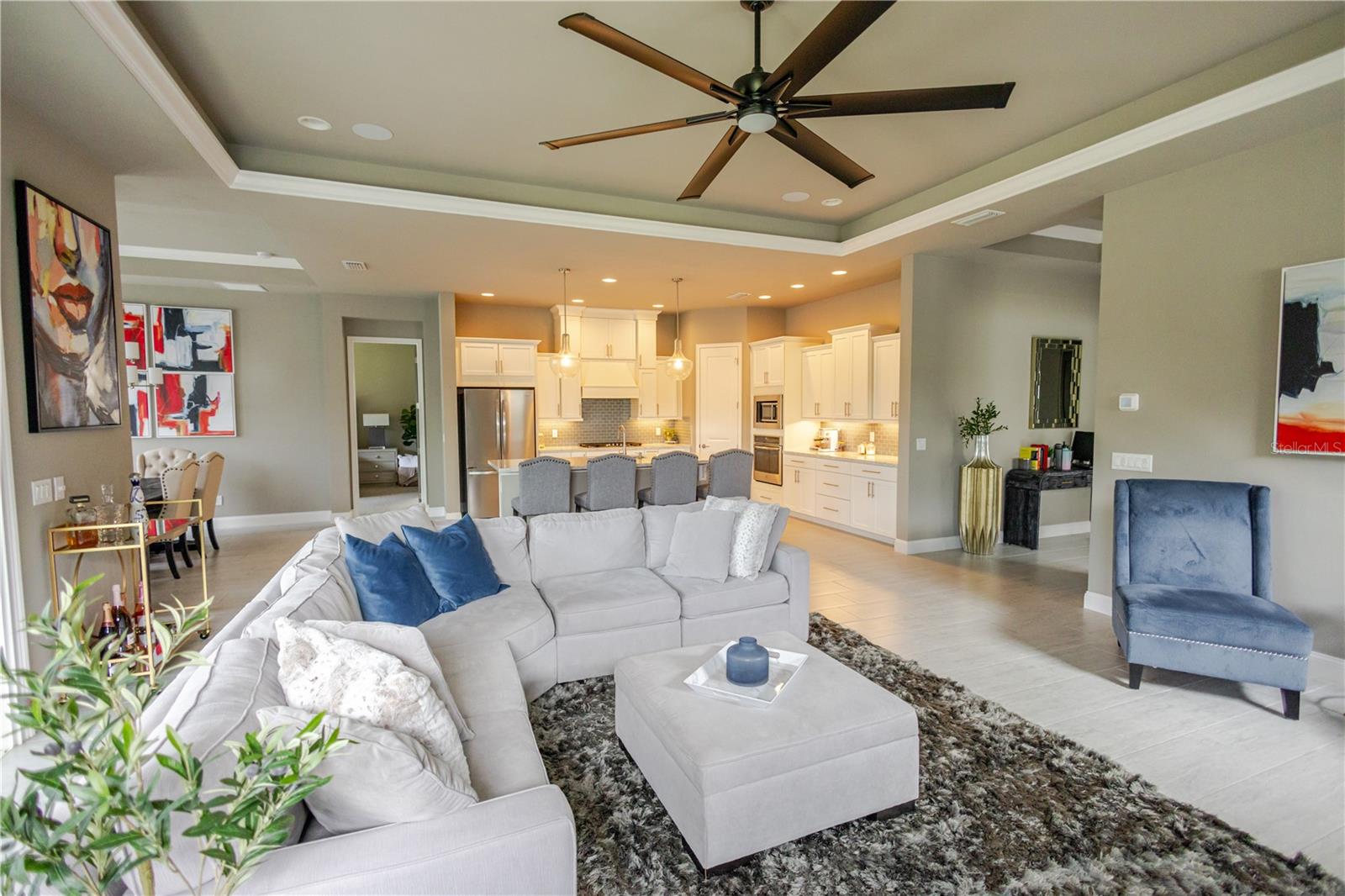 OAKMONT PH 2 PB 32 PG 30 - Residential