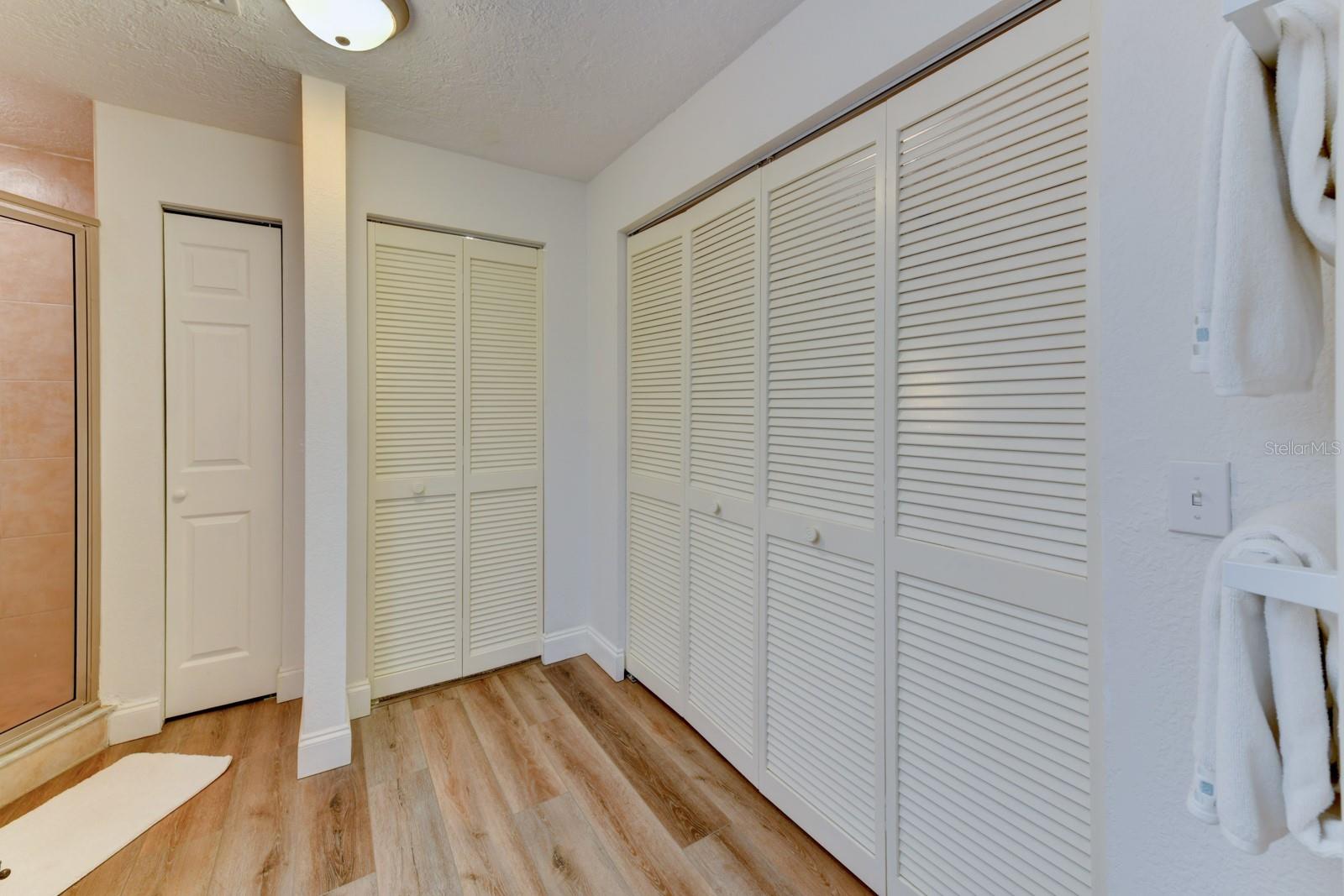 THE VILLAS AT WILD OAK BAY IV - Residential