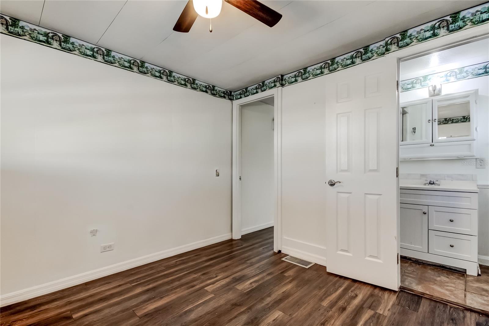 TARPON SHORES MOBILE HOME VILLAGE UNREC - Residential