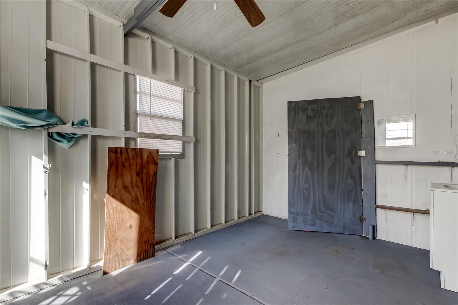 TARPON SHORES MOBILE HOME VILLAGE UNREC - Residential