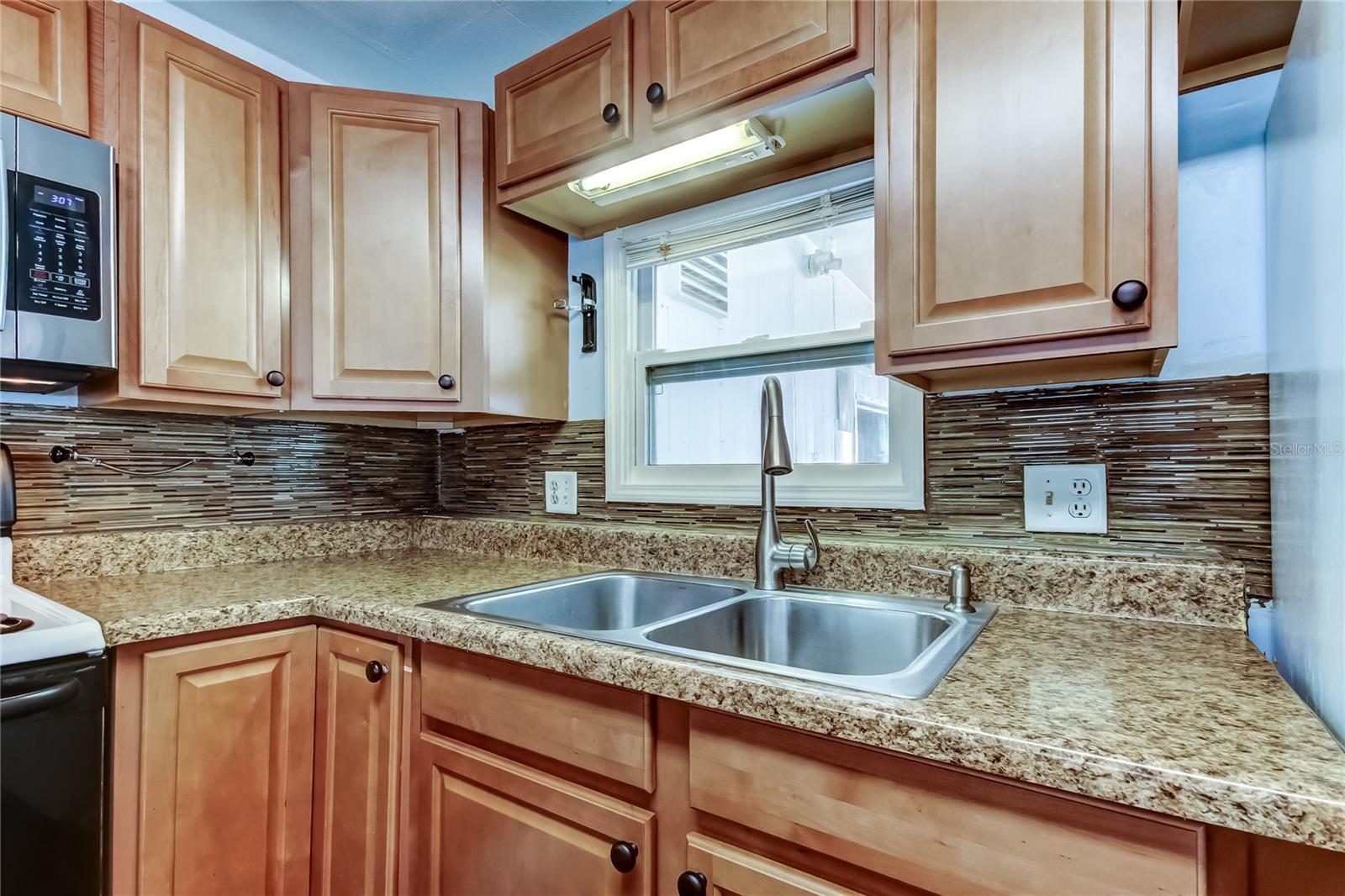 TARPON SHORES MOBILE HOME VILLAGE UNREC - Residential