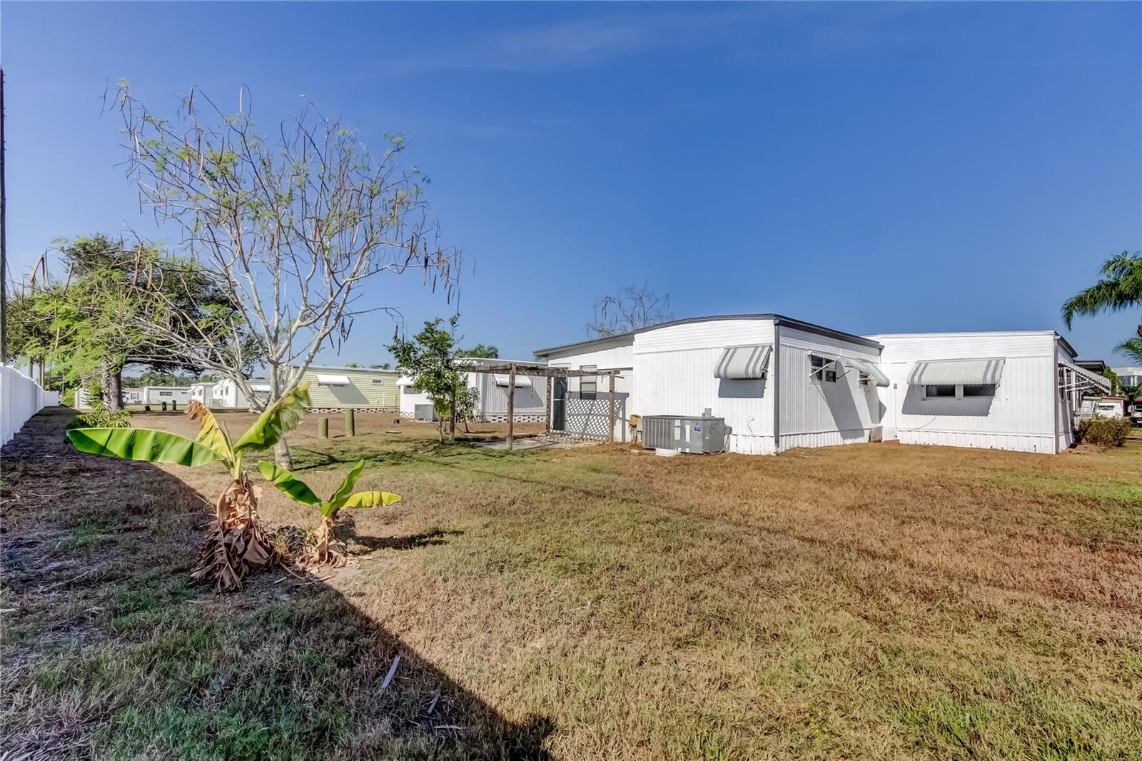 TARPON SHORES MOBILE HOME VILLAGE UNREC - Residential