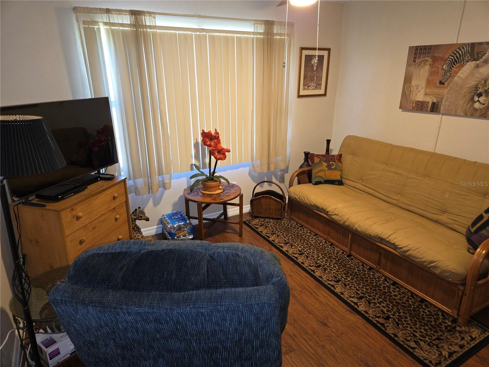 LAKES VILLAS CONDO I - Residential