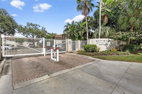 2121 WOOD STREET 226 SARASOTA FL 34237