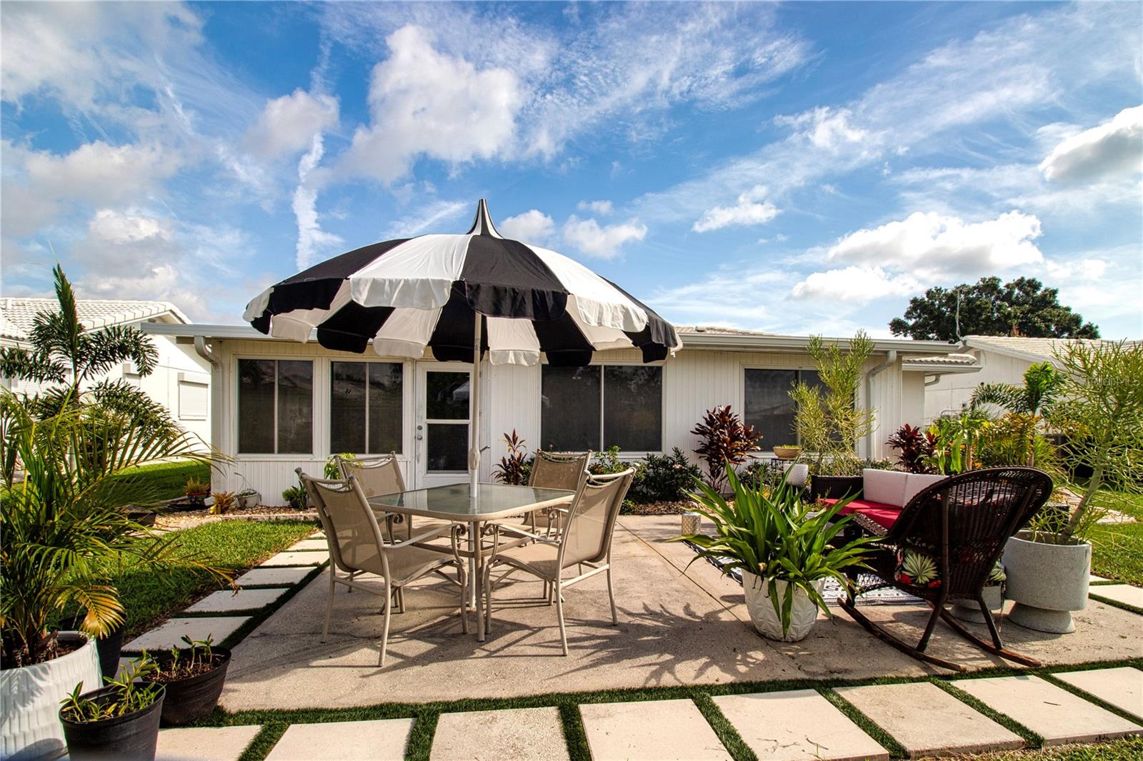 RIVER ISLES - Residential