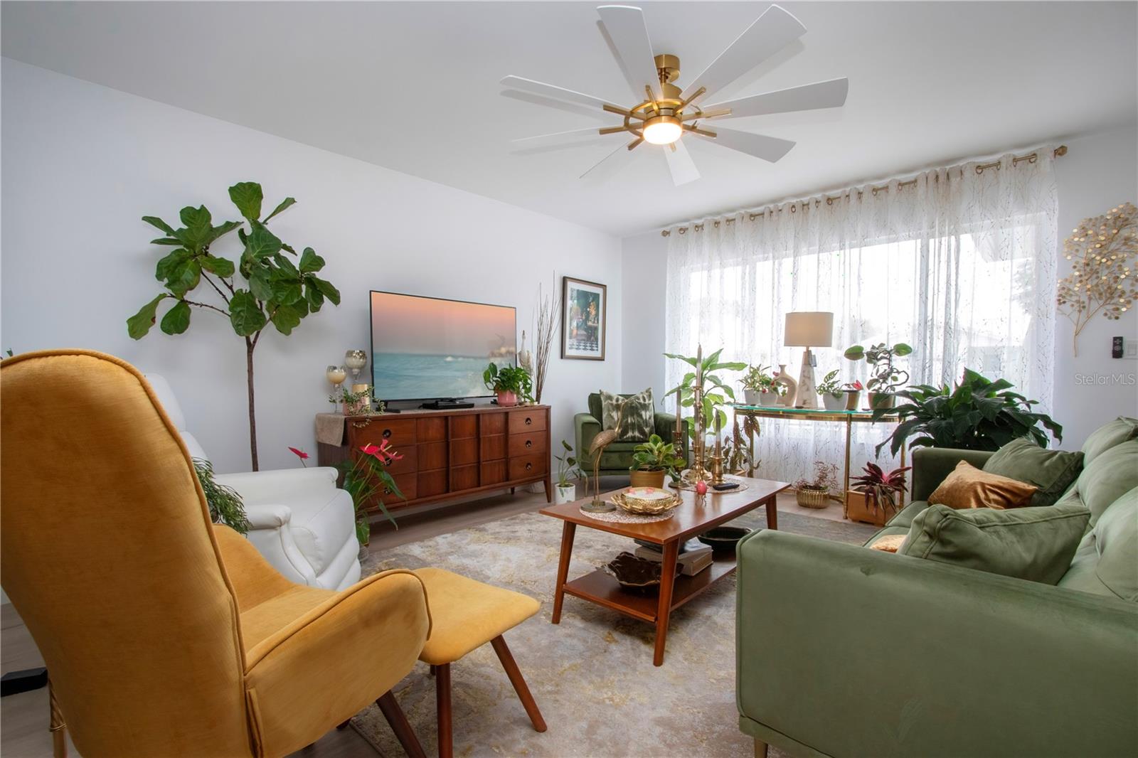 RIVER ISLES - Residential