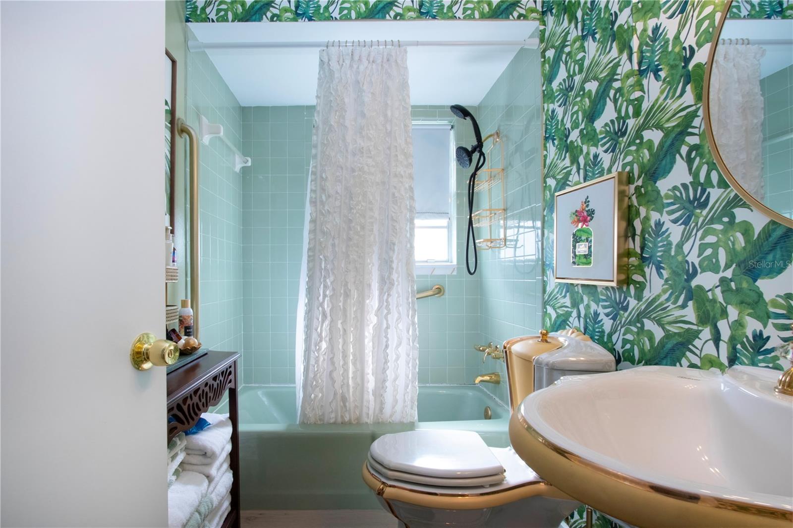 RIVER ISLES - Residential