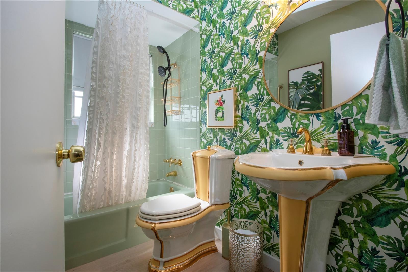 RIVER ISLES - Residential