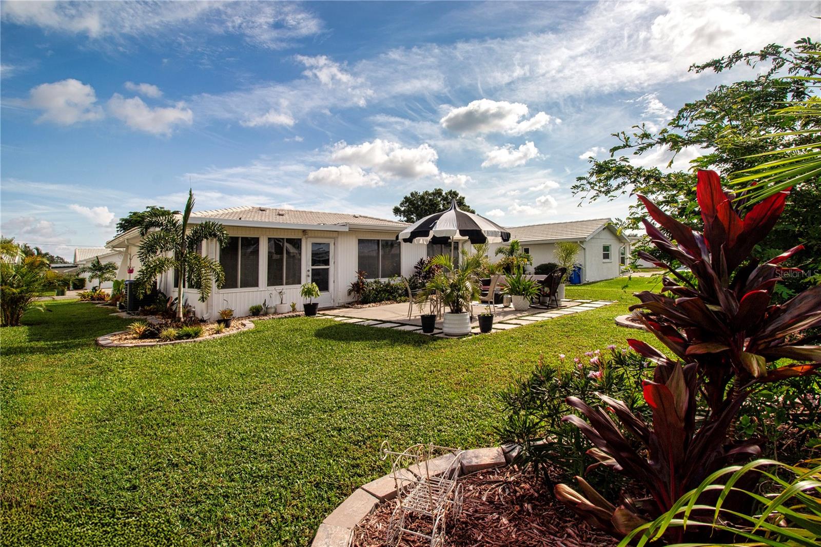 RIVER ISLES - Residential