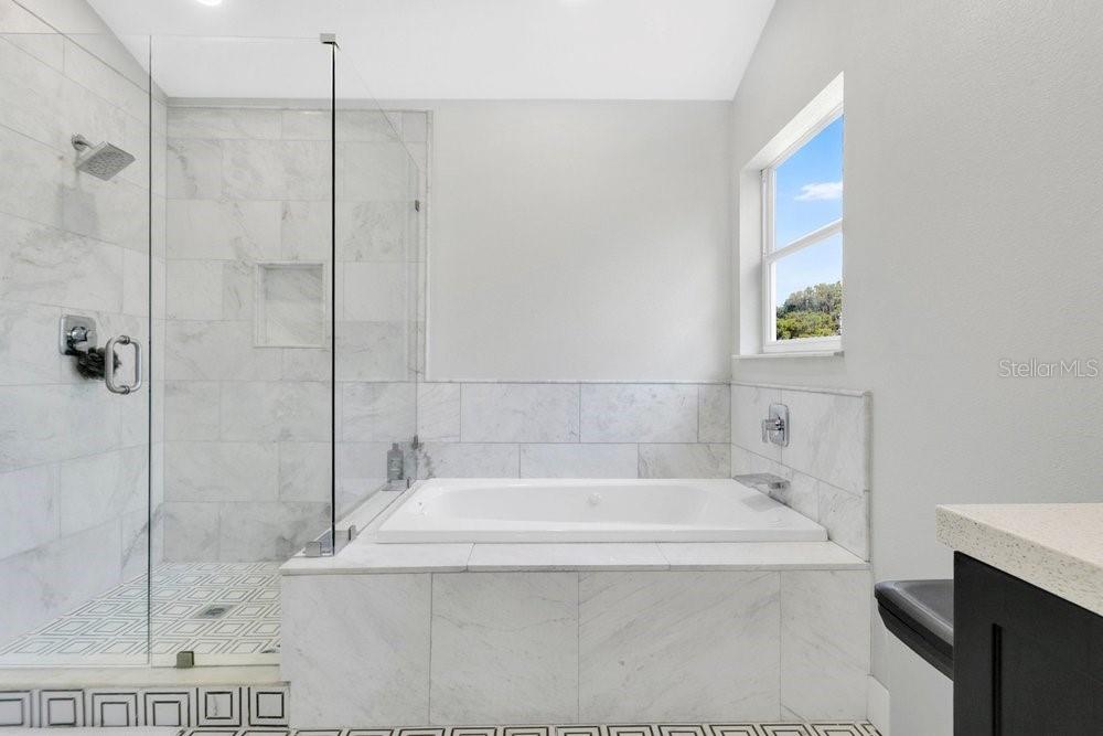 HILLS OF LAKE MARY PH 1 - Residential