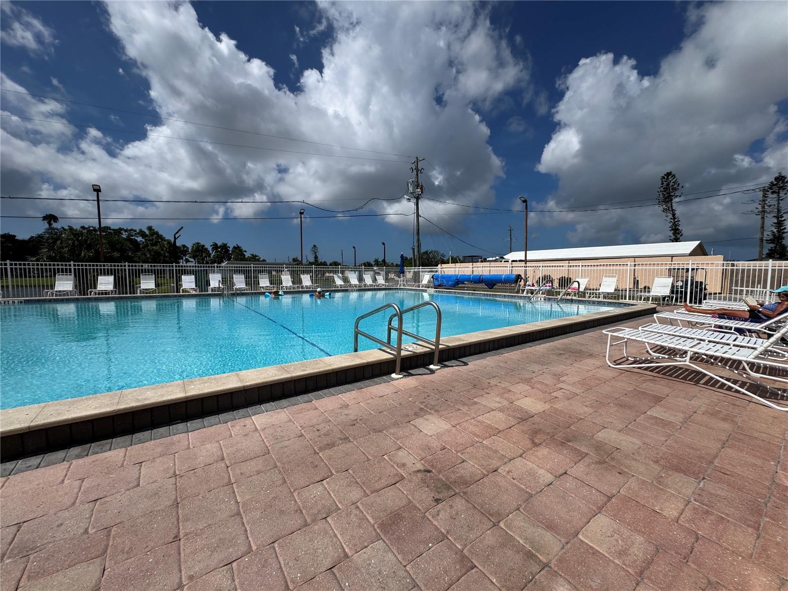 GOLF LAKES RESIDENTS CO-OP - Residential