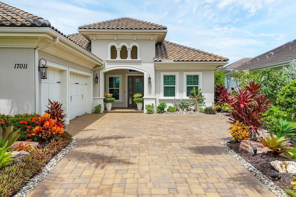 Photo of 17011 Verona Place, Lakewood Ranch, FL 34202 (MLS # A4664414)