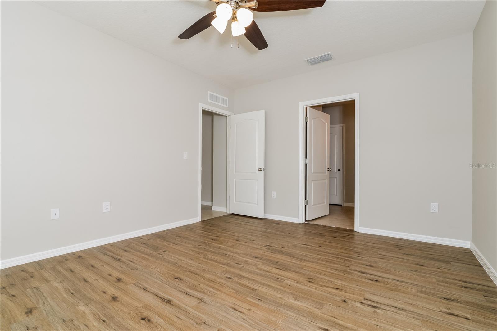SUMMERVIEW/WOLF CRK RDG PH 2B- - Residential Lease