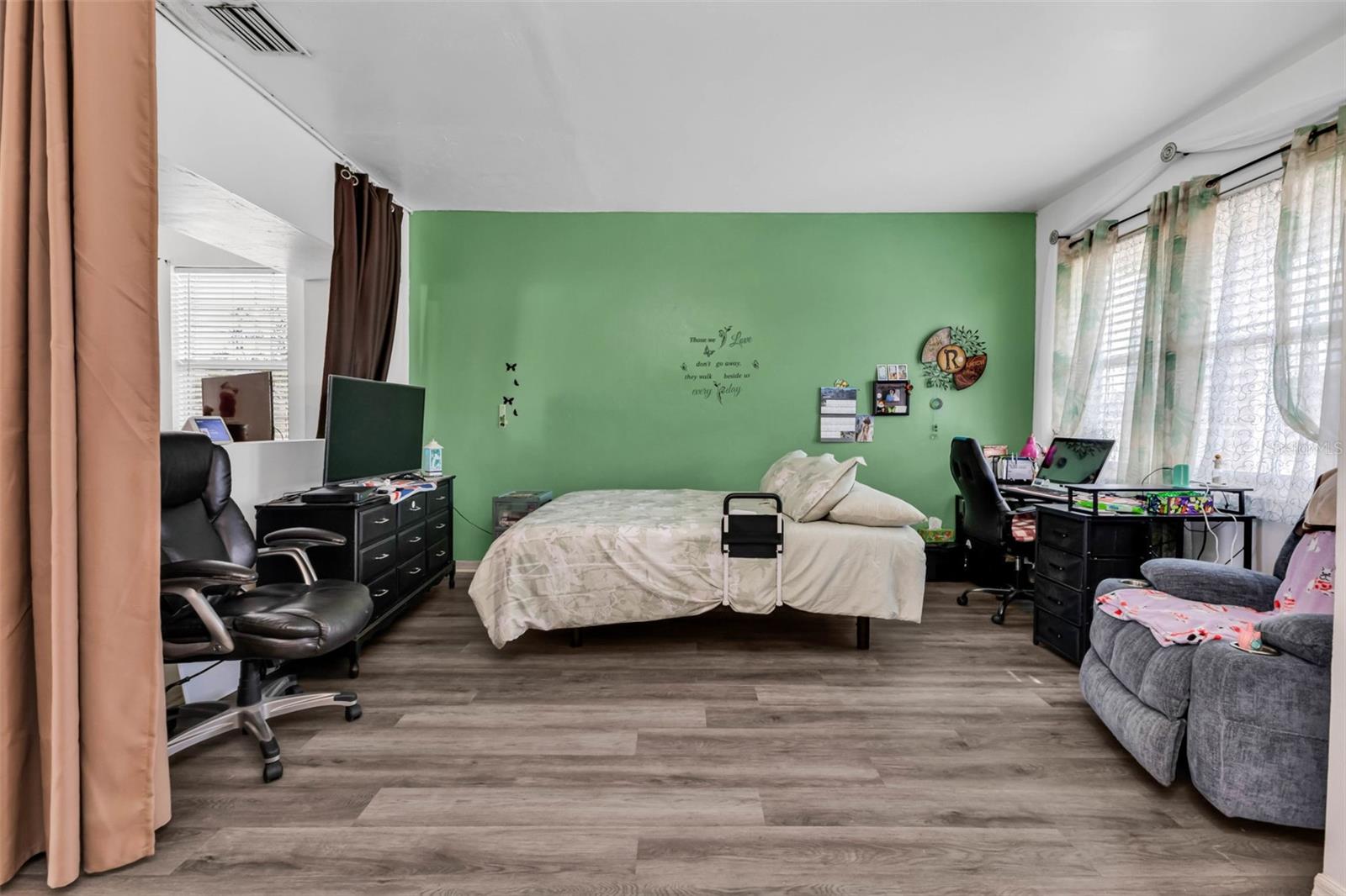 PUNTA GORDA ISLES SEC 16 - Residential