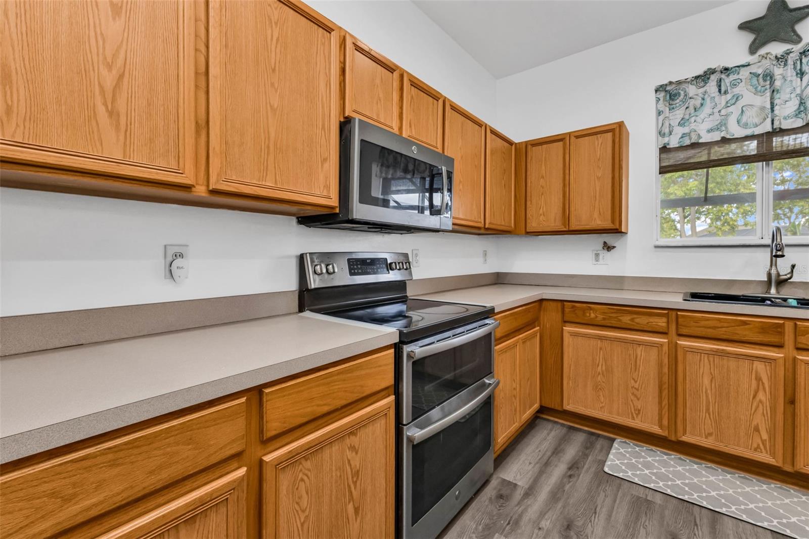 PUNTA GORDA ISLES SEC 16 - Residential