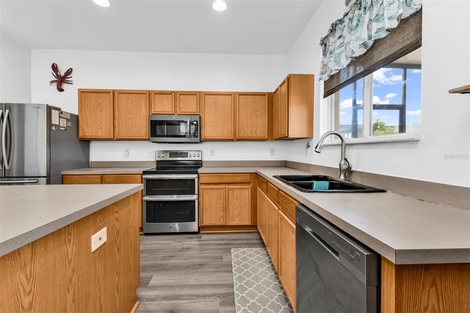 PUNTA GORDA ISLES SEC 16 - Residential