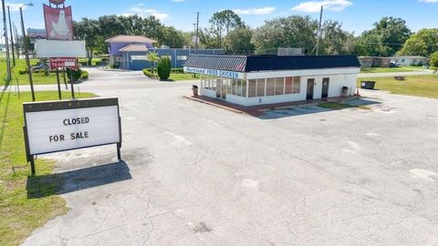 Photo of 9710 E Colonial Drive, Orlando, FL 32817 (MLS # O6423891)