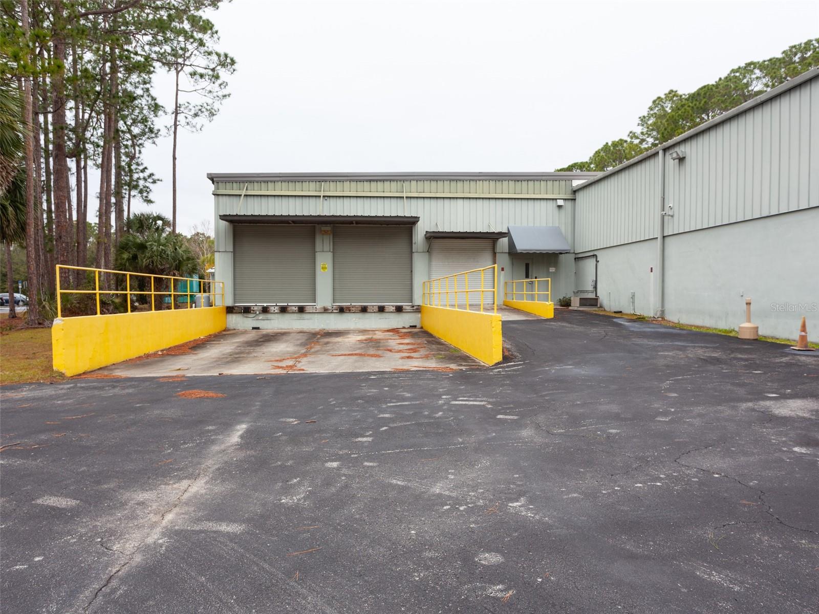 PINE LAKES INDUS PARK - Commercial Sale