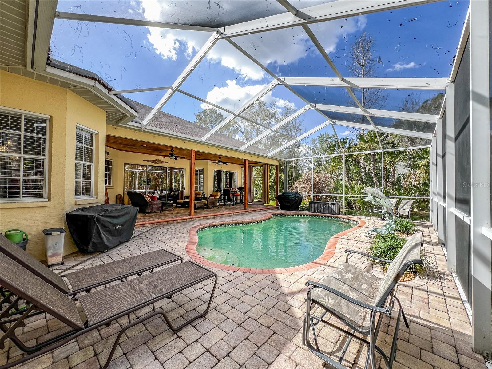 HOMESTEADS SADDLEWOOD - Residential