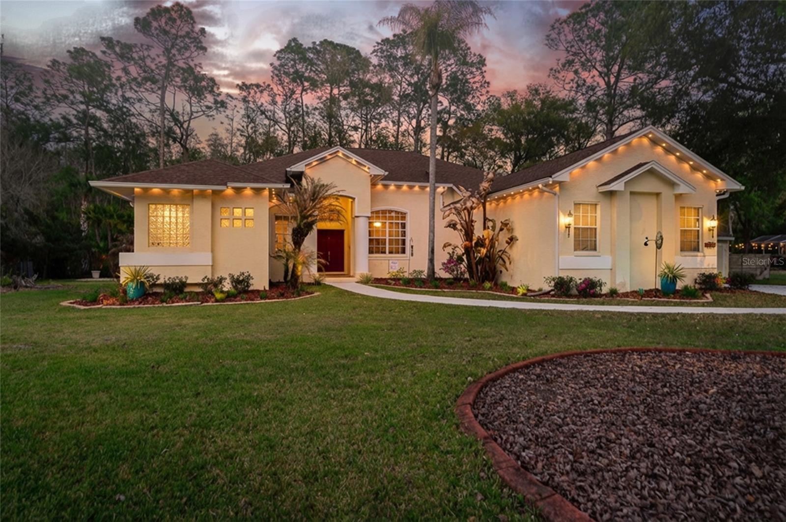 HOMESTEADS SADDLEWOOD - Residential