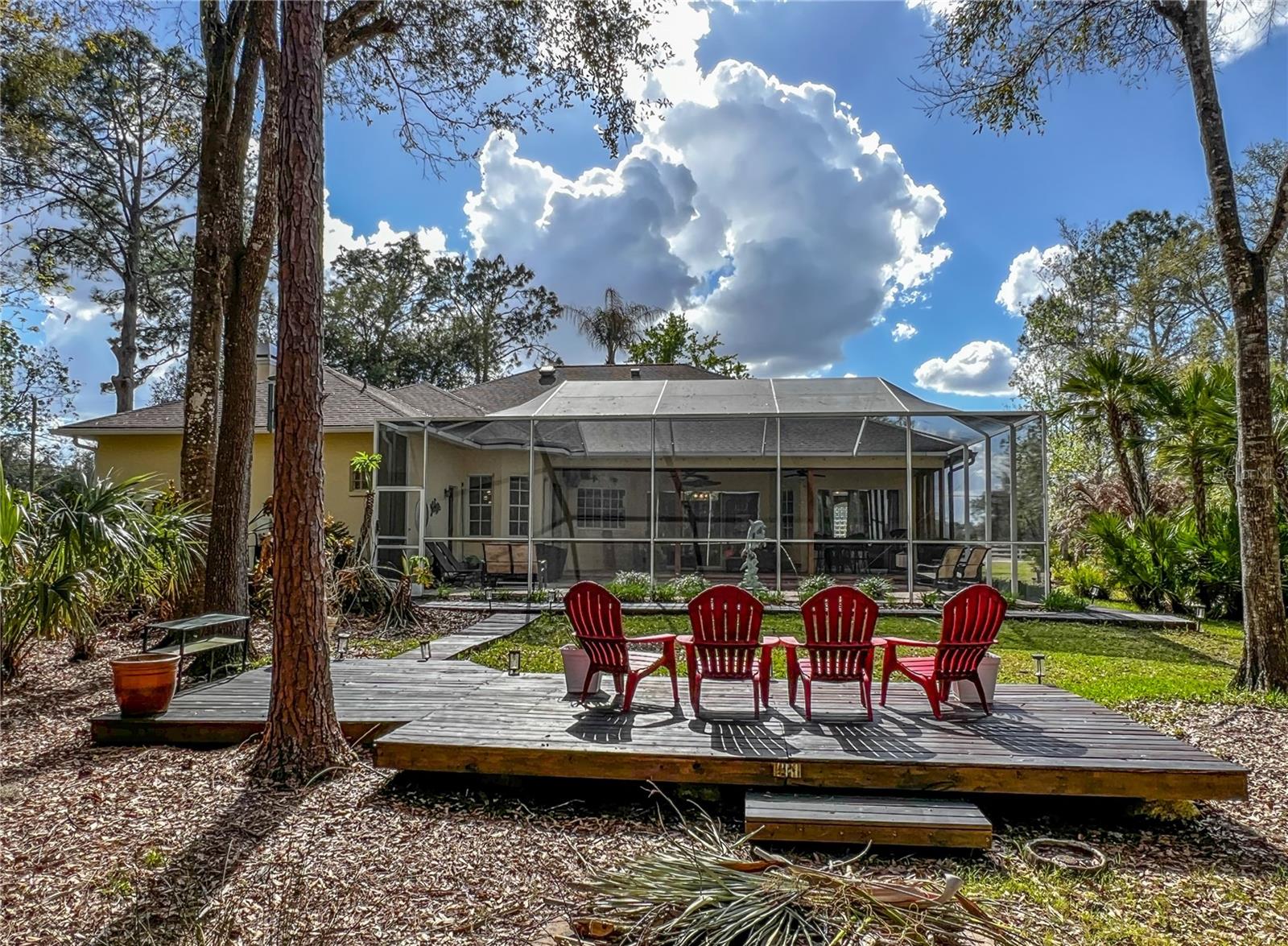 HOMESTEADS SADDLEWOOD - Residential