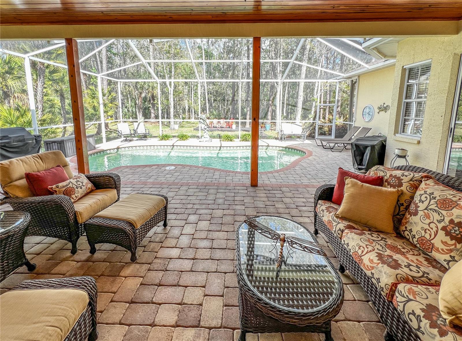 HOMESTEADS SADDLEWOOD - Residential