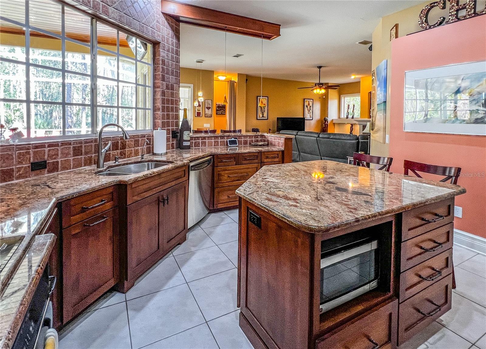 HOMESTEADS SADDLEWOOD - Residential