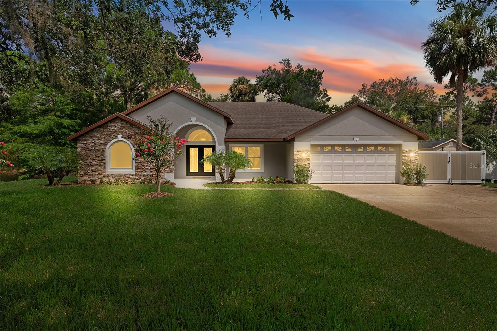 7 TRACEWAY COURT