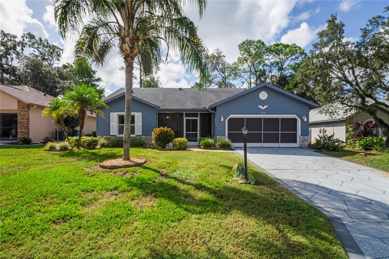 7112 GREEN ABBEY WAY