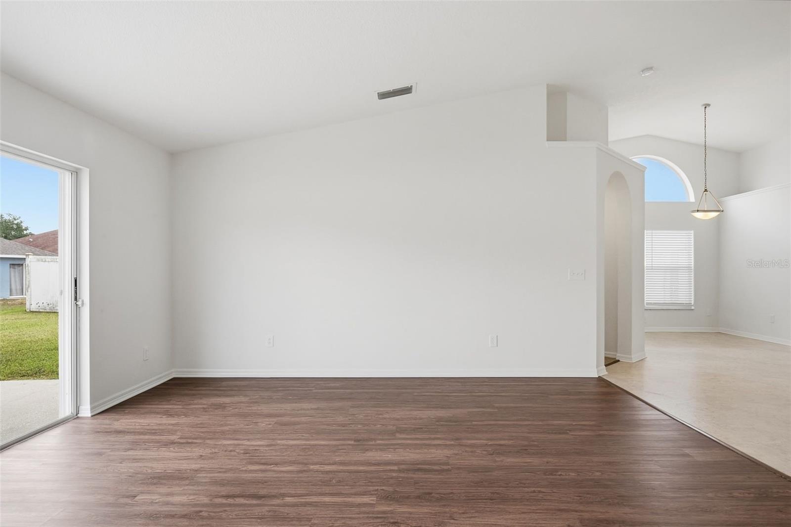 NEW RIVER LAKES PH C2 - Residential