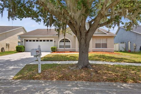 Photo of 5152 New Savannah Circle, Wesley Chapel, FL 33545 (MLS # O6403939)